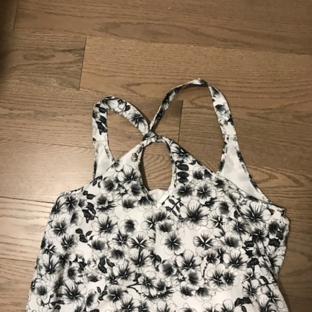 H&M Dress - Picture 2 of 4